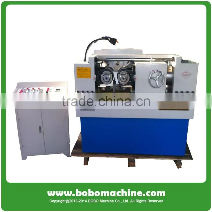 High speed thread rolling machine for pipe screw