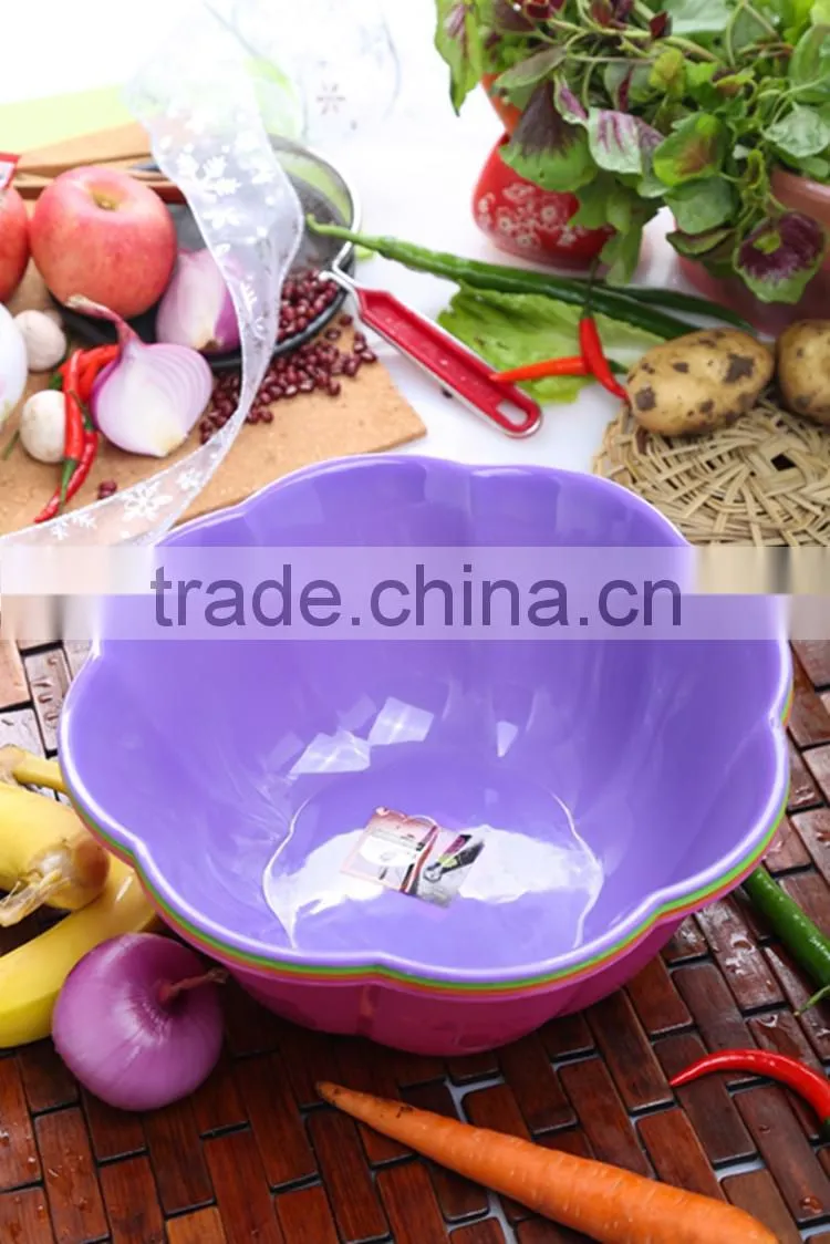 Household plastic salad bowl / plastic fruit basket