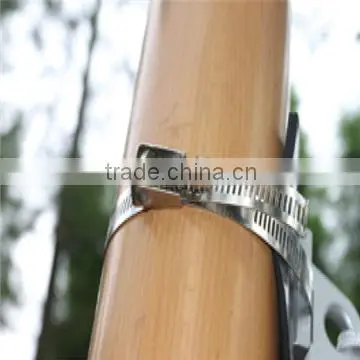 Mounted and columnar aluminum bracket for banners