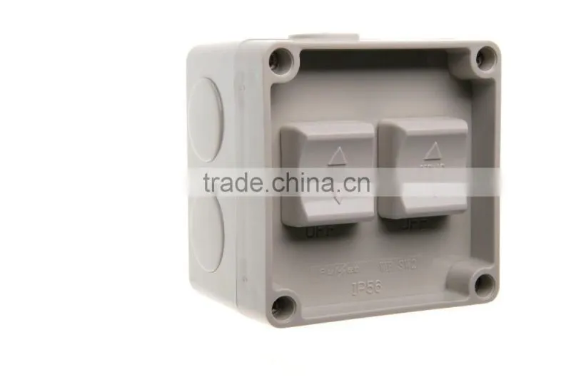 weatherproof double switch 250V 20A
