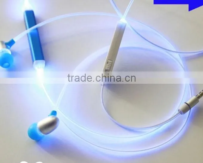 2015 Newest arrival shiny lighting LED earphone with microphone