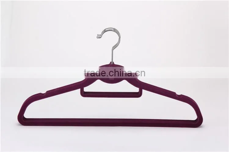 USA Supermarket Supplier Velvet Clothes Hanger with Hook and Tie Bar Standby