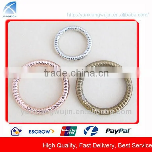 large metal rings for drapery, bags, garments