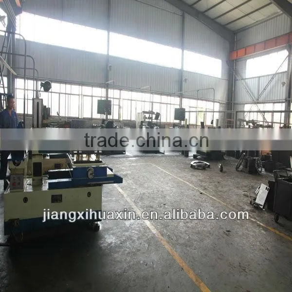 Manual lifting device for cement plant