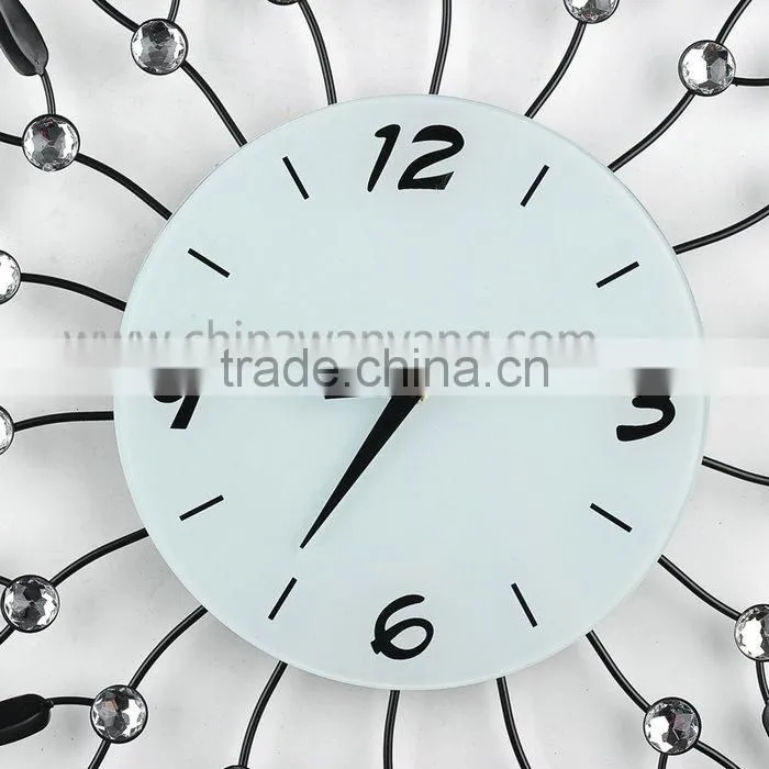 Different Colors Concise Beautiful Cheap Unusual Wall Clock