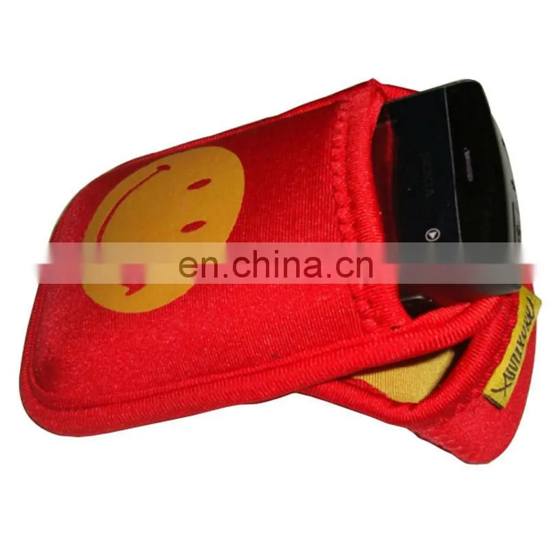 custom label stitched zipper opening neoprene can cooler bag