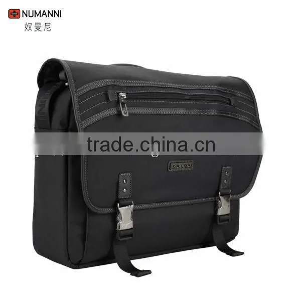 fashion new stylish waterproof and durable nylon waterproof messenger bag for men