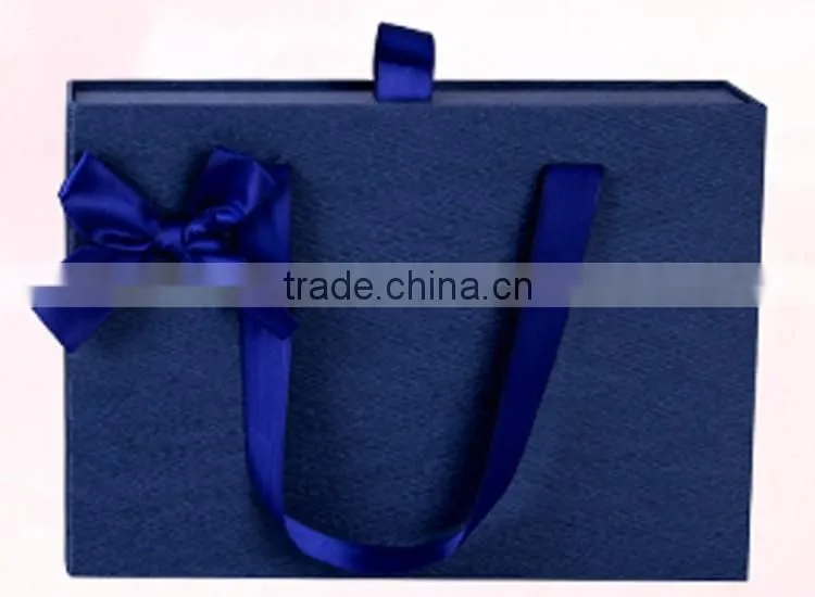 China supplier 2016 customized wholesale luxurious packaging cardboard paper gift boxes with bowknot