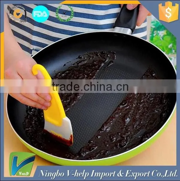Two color Non-stick oil platinum silicone scraper with PC handler
