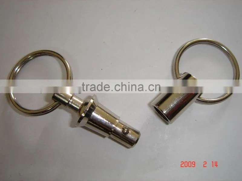 2014 new Custom made metal keychains