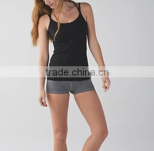 OEM Women's Popular Fashion Sportswear/Yoga Wear Dry Fit Yoga Sport Clothing
