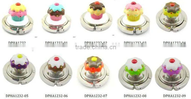 cupcake jewelry table handbag hanger wholesale birthday gifts,weight capacity : 7kg,pass SGS factory audit