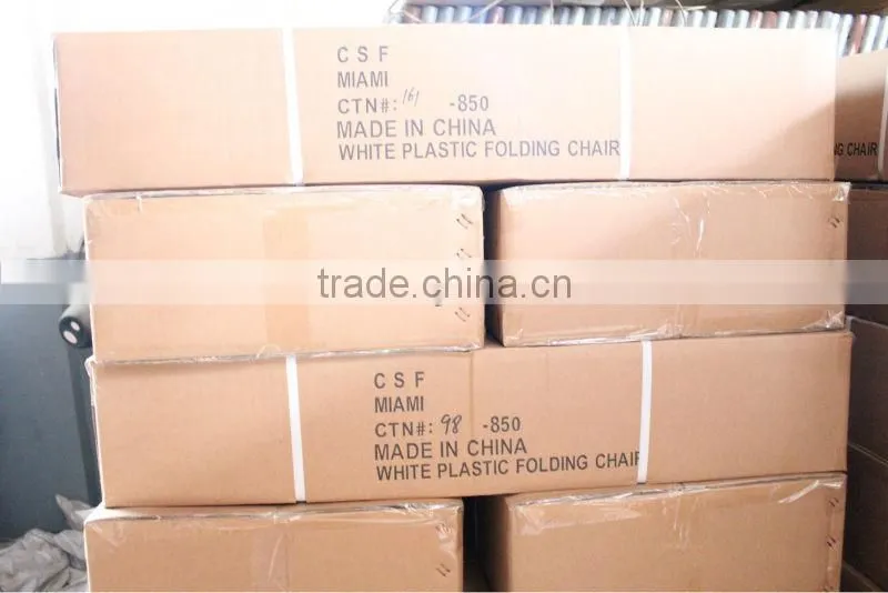 Wholesale padded white resin folding chair