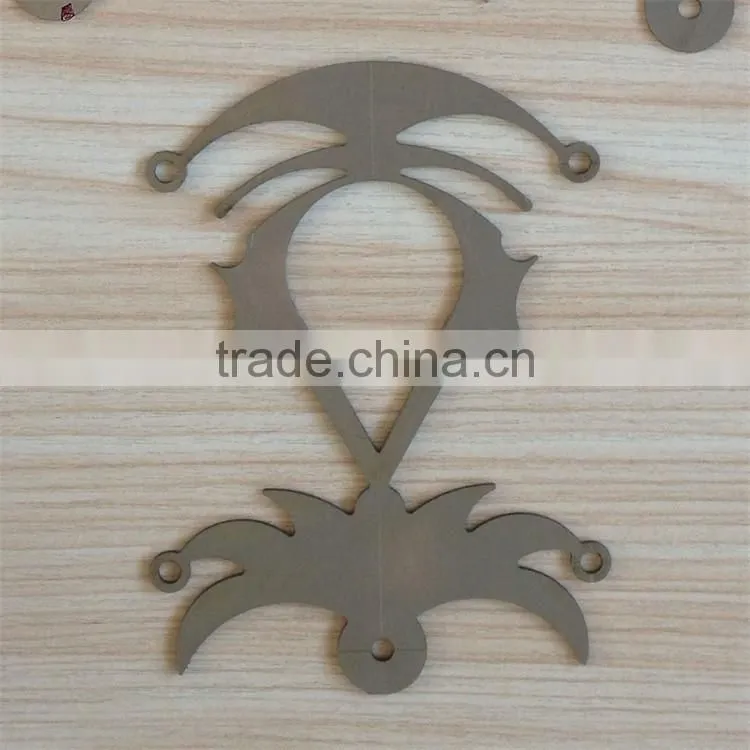 metal decrotive accessories used for Assassin's Creed and Cosplay