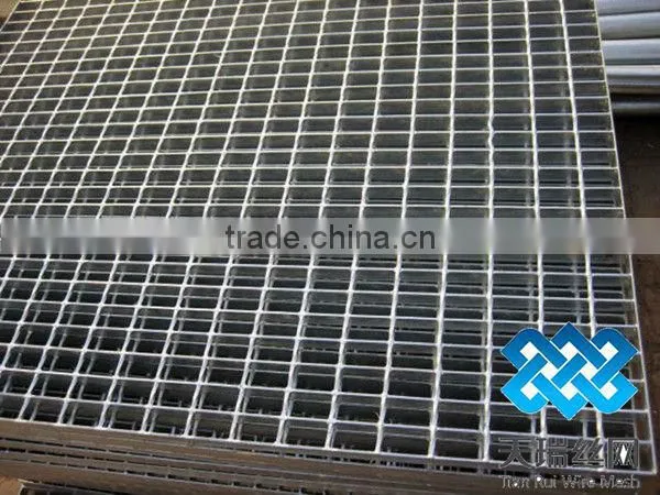 hot-dipped gal steel frame lattice footplate