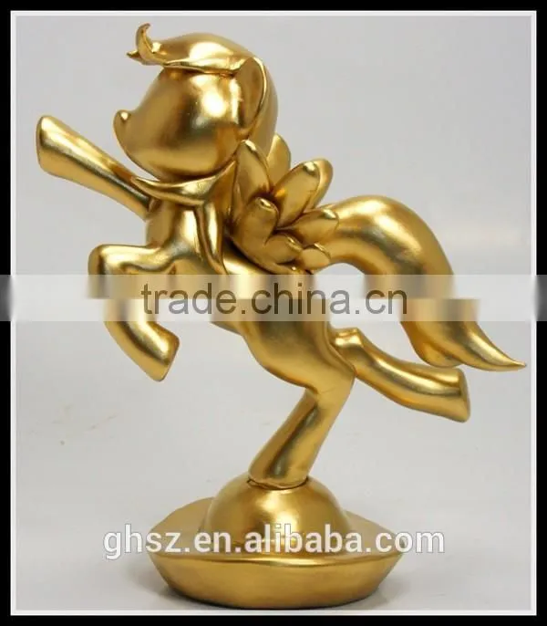 Custom 2016 new year souvenirs metal gold flying horse with wings