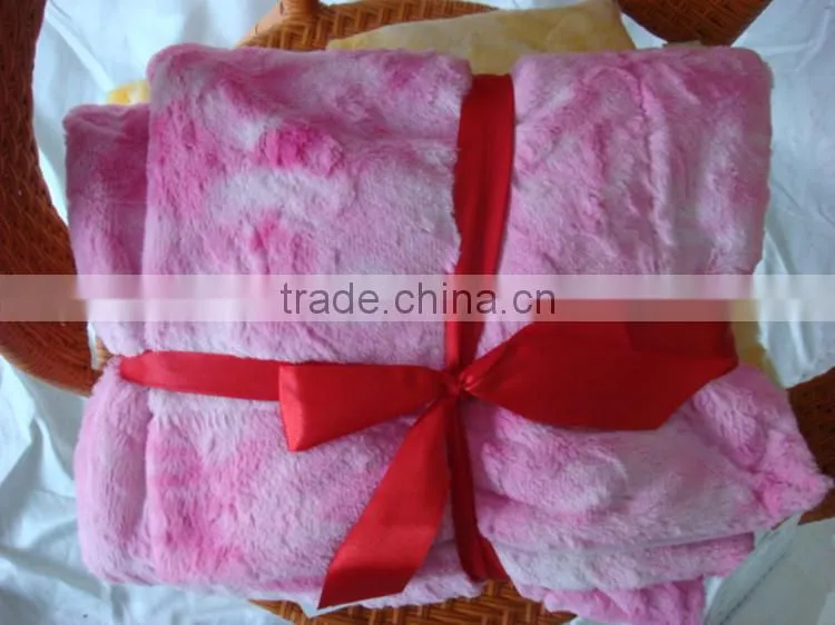 Supermarket Wholesale Bandhnu Pattern Soft PV Fleece Blanket with Silk Ribbon in 180*220cm Size