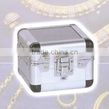 Fashionable special design aluminum watch display case aluminum portable display case