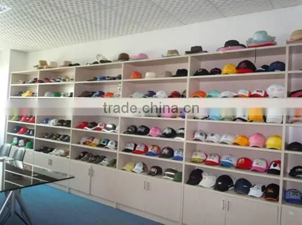 China Funny Hats For Sale / Custom Logo Embroidery 5 Panel Fitted Short Brim Baseball Cap For Outdoor Sports