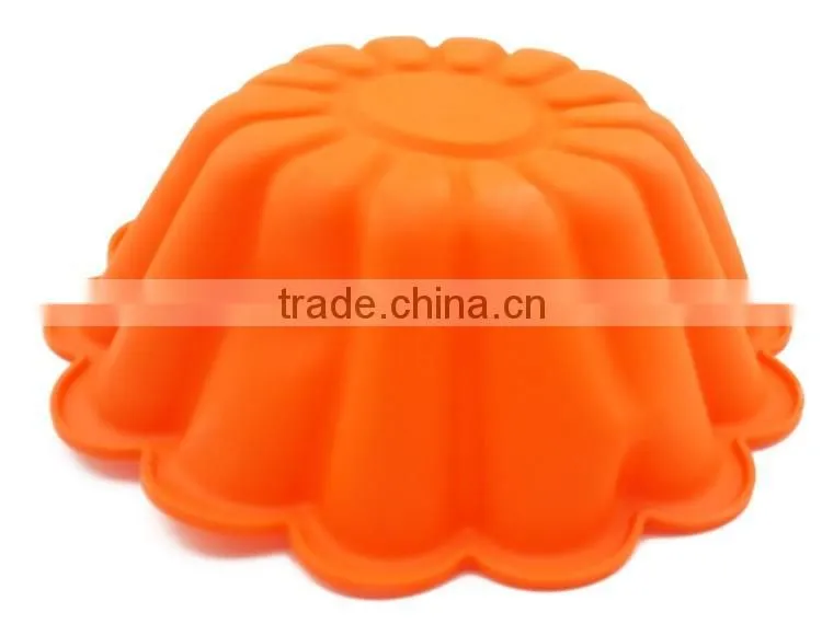 Flower shaped cake baking pan