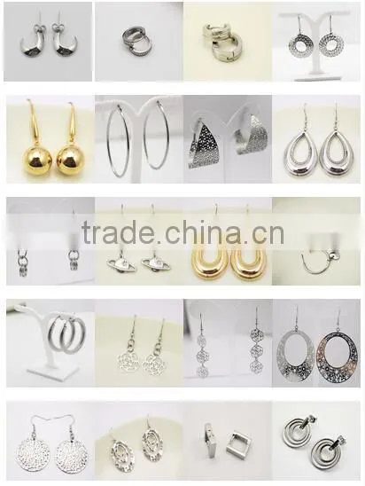 Trendy steel earring studs with clear crystal office lady stud earring with heart crystal