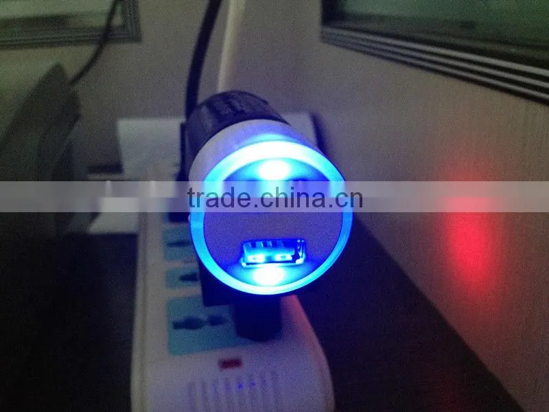 Hot selling dual USB car wireless charger for mobile phone with 5V 2.1A+1A