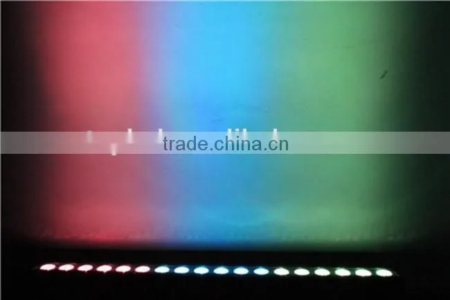 CE&RoHs Certificate Excellent Color Mixing Outdoor IP66 Pixel LED Bar 18* 4-in-1 RGBW Wall Washer LED Light