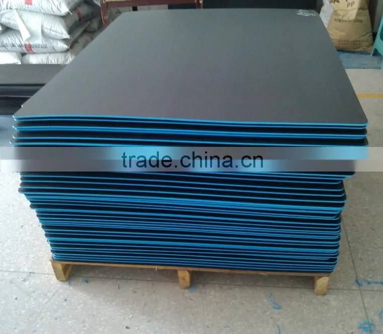 Sealed red corrugated pp plastic bottle layer pads