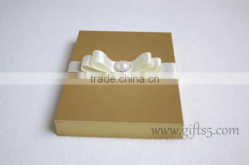 Beautiful gold Wedding Invitation Favour Gift Boxes For Best Chocolate Packaging