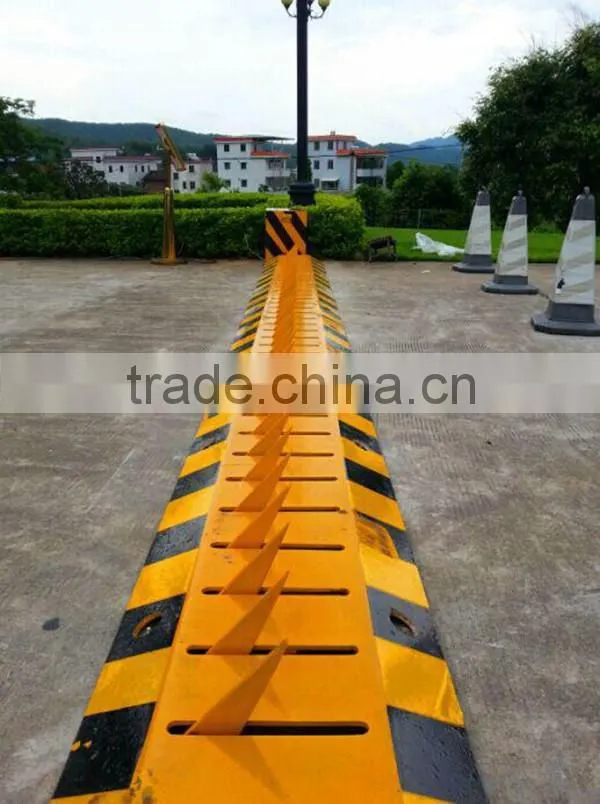 Electromechanical anti-collision tyre-killer