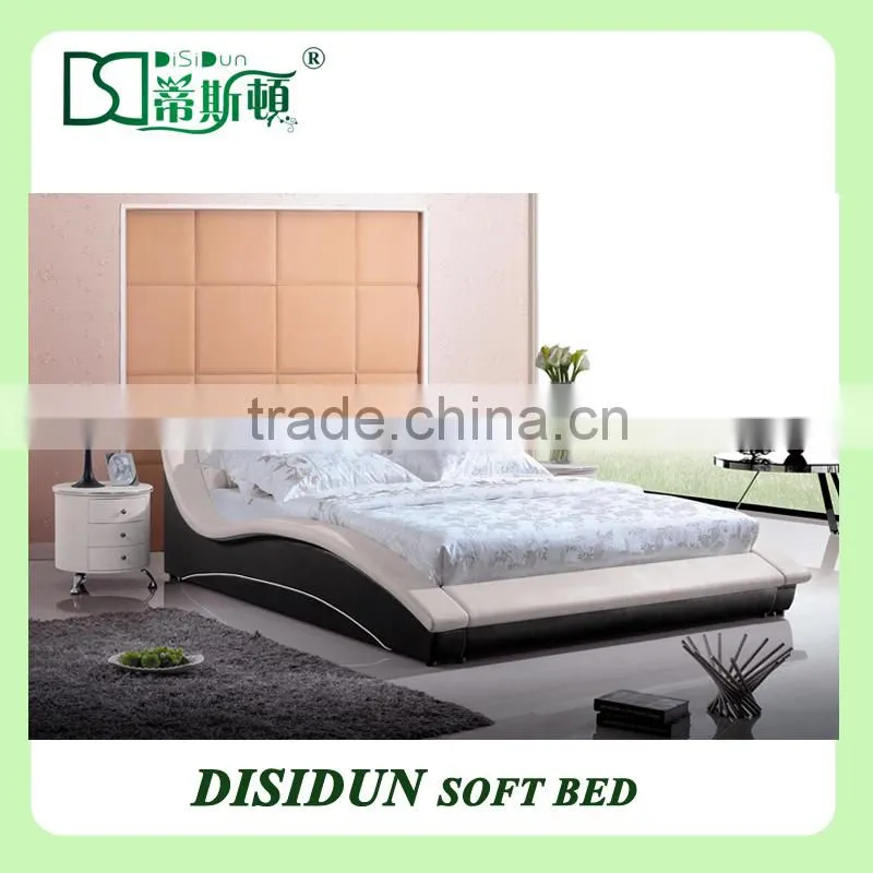 Bedroom Furniture Type and Modern Appearance vague leather king size bed black DS-1008