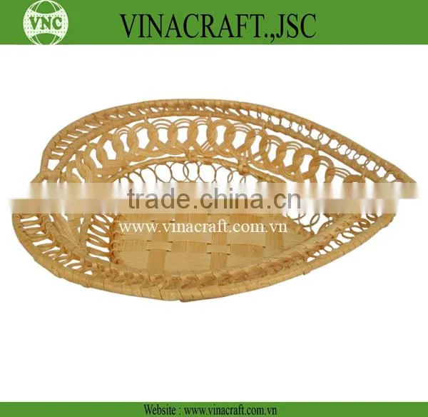 Mini round bamboo basket with lid in natural color for food