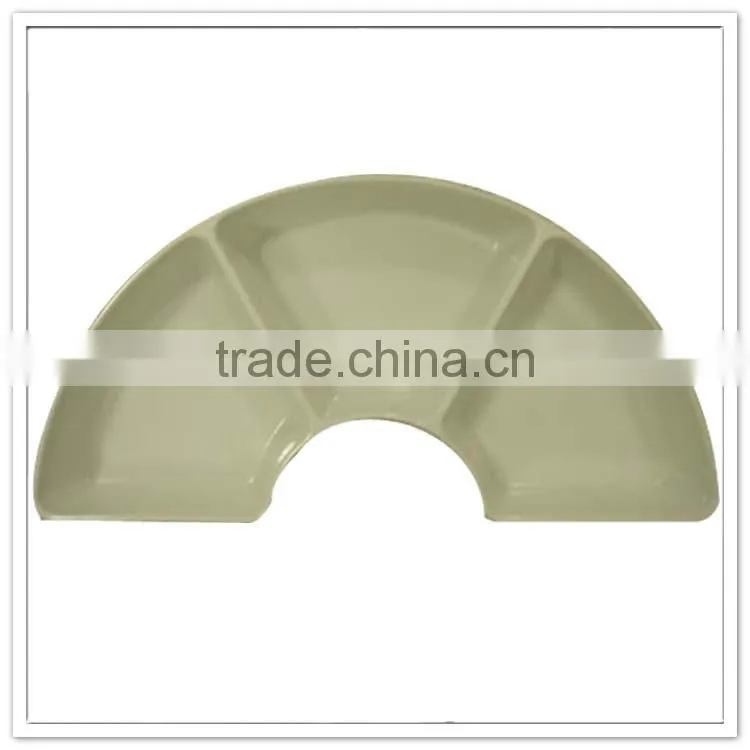 Melamine compartment plates, 3 sections plastic white dishes in moon shape