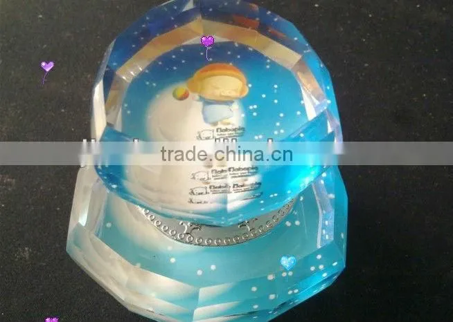 Elegant crystal perfume bottle ,car crystal perfume bottle
