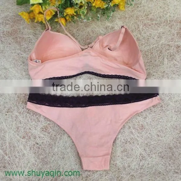 Fashion lady bra and briefs