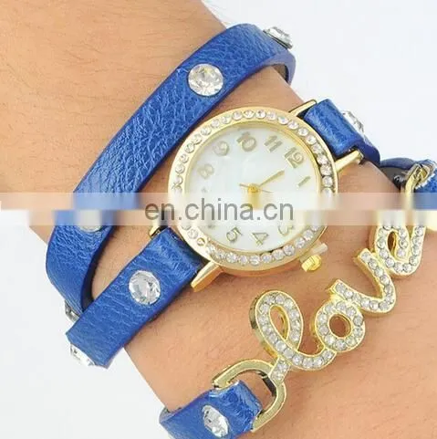 Newest Design Women Watches Retro Faux Leather Quartz Wristwatch with Bronze LOVE Word Luxury Watches Ladies
