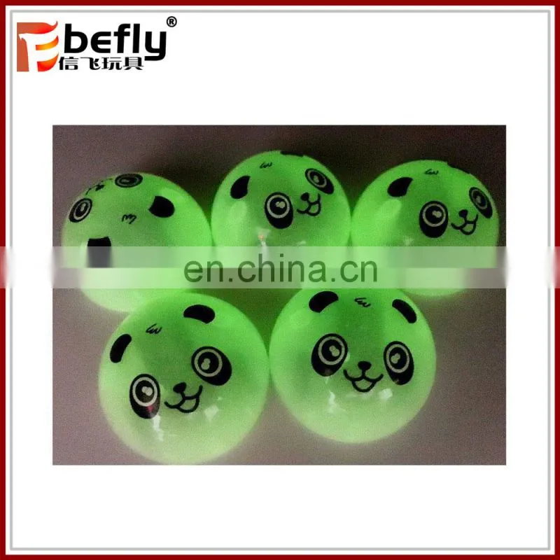 Glow in dark pull back animal emoji toy for capsule