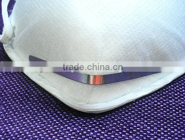 Protective mask with brathing valve DM103