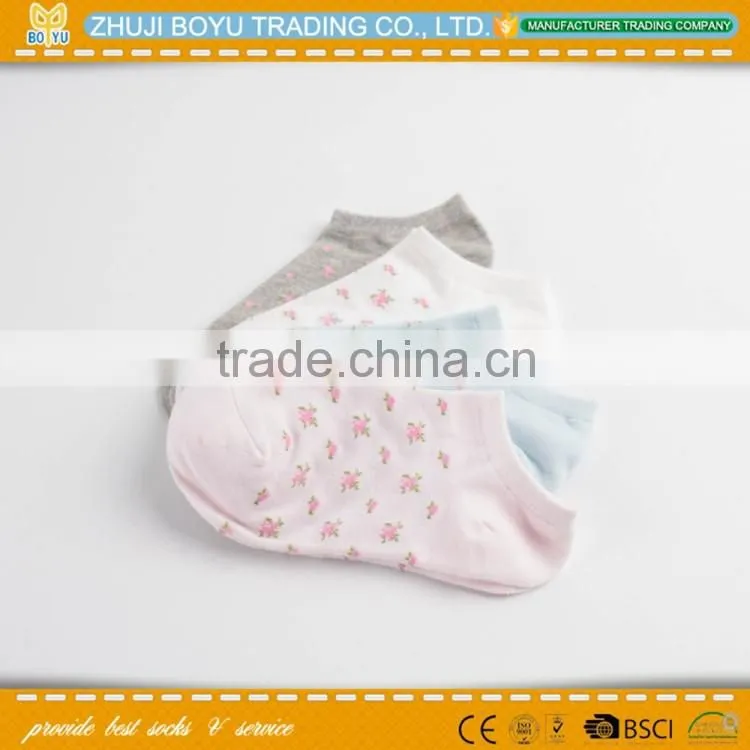 wholesale mens lanesboro sport socks; jacquard dot short tube personality fashion ladies socks; patterned ankle socks