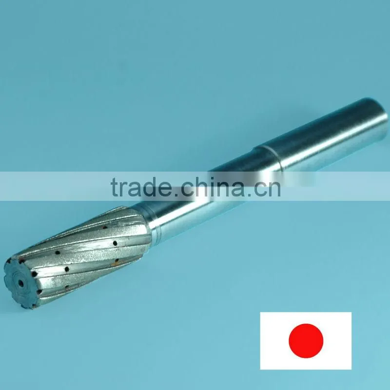 TAKEZAWA's DIAMOND and CBN REAMERS are made of finest diamond purchased from selected diamond dealers.