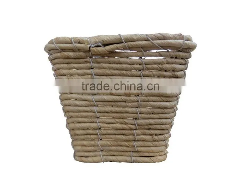 Handmade storage cornhusk box