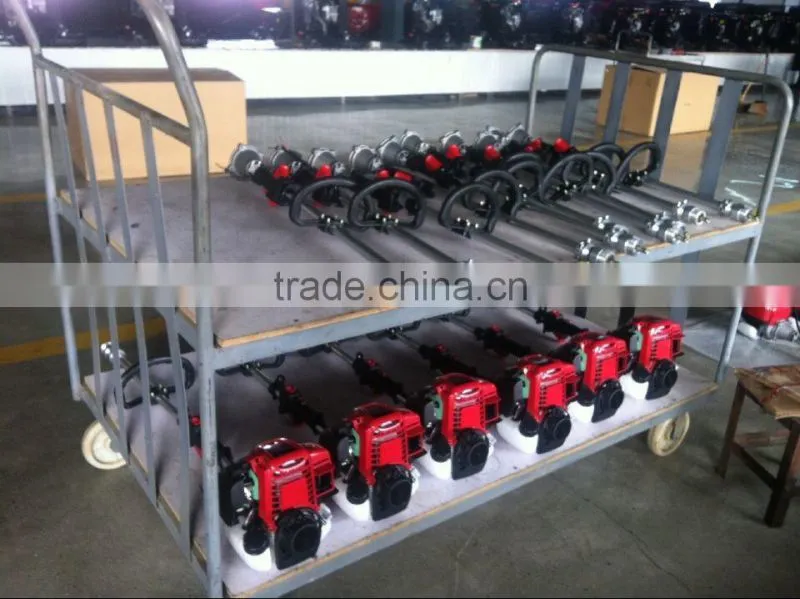 Construction vibrator ZDB35CX with 4 Stroke engine