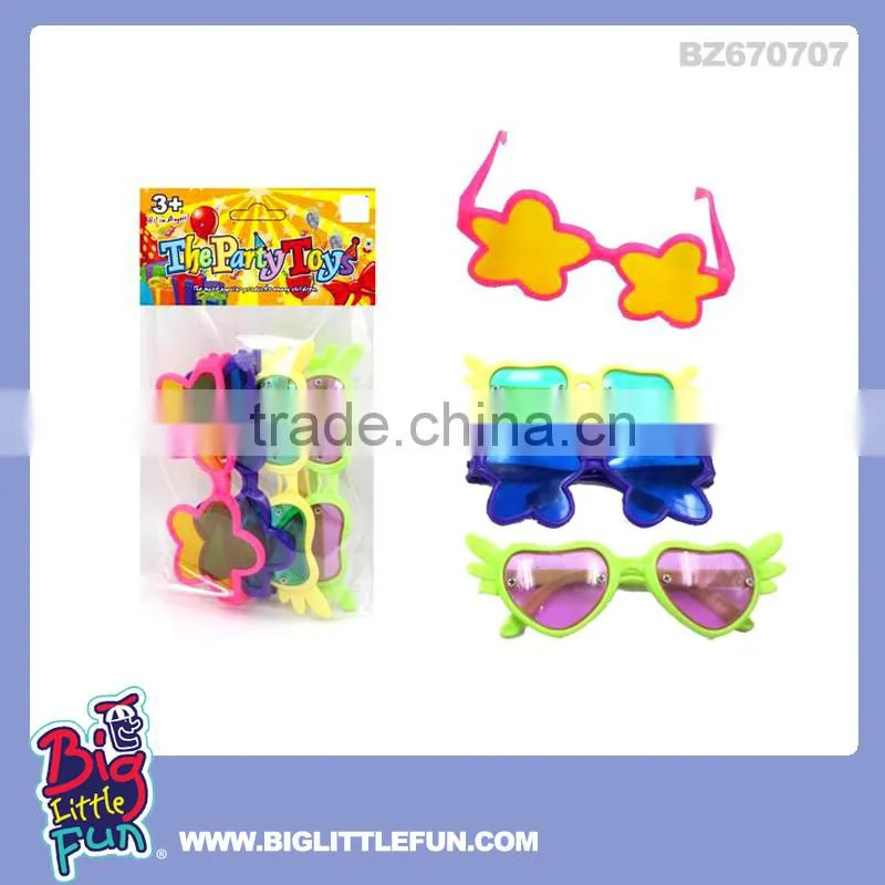 Kid's toy glasses