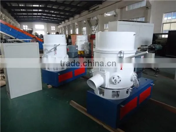 Big capacity plastic film agglomerator with belt conveyor