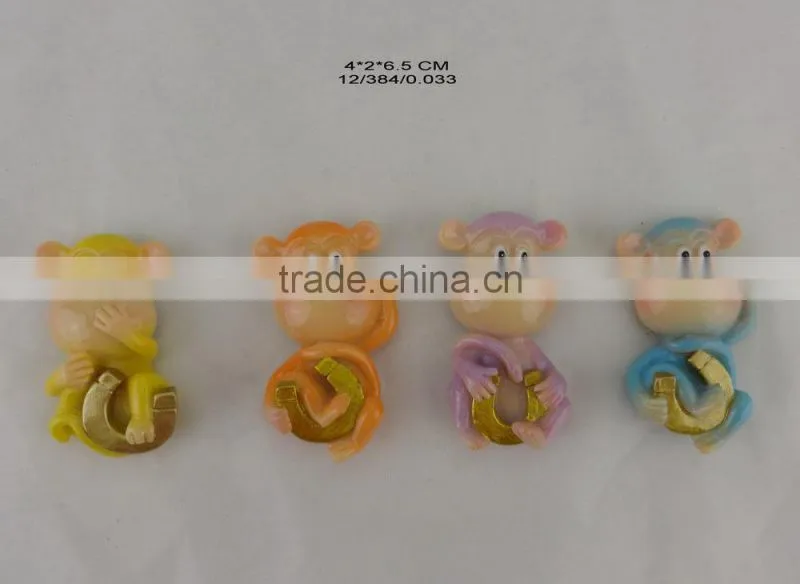 2016 russia promotional gift items polyresin monkey for sale