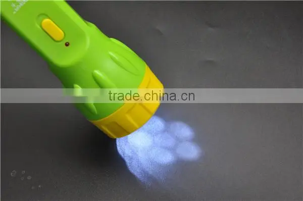 high quality led solar rechageable flashlight