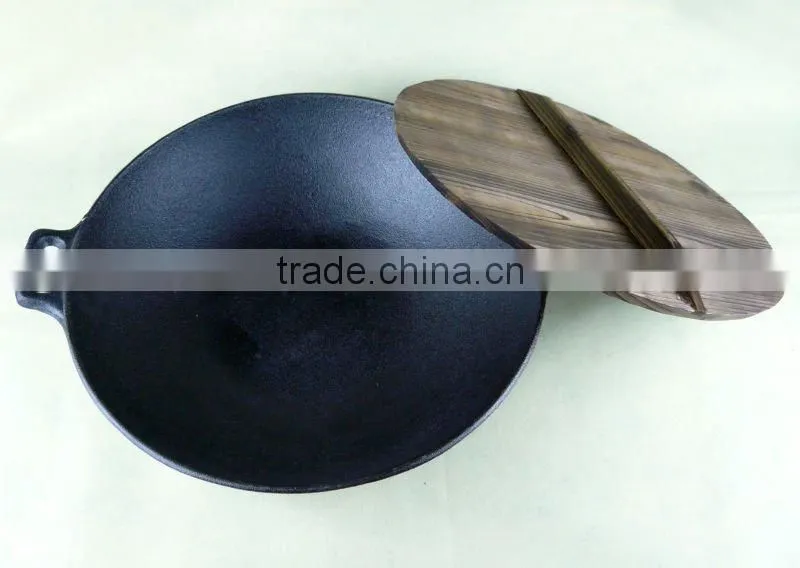 cast iron wok pan Dia:24.5CM