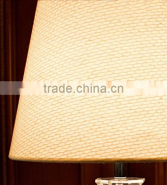 Clear K9 crystal table lamp