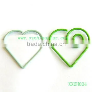 Sweet shape paper clip in heart shape plastic box