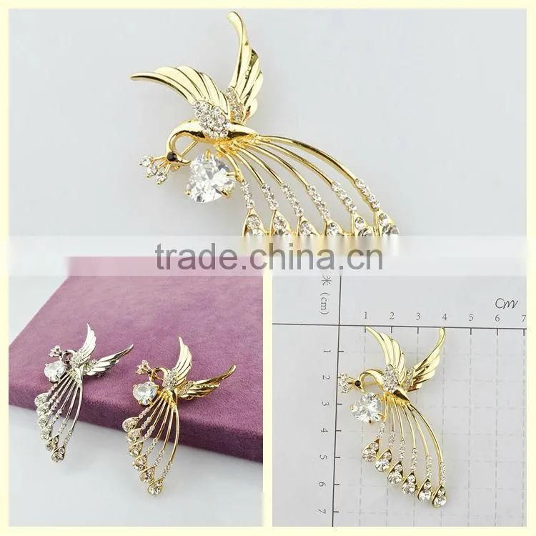 Crystal brooches wholesale gold peacock wedding brooches jewelry